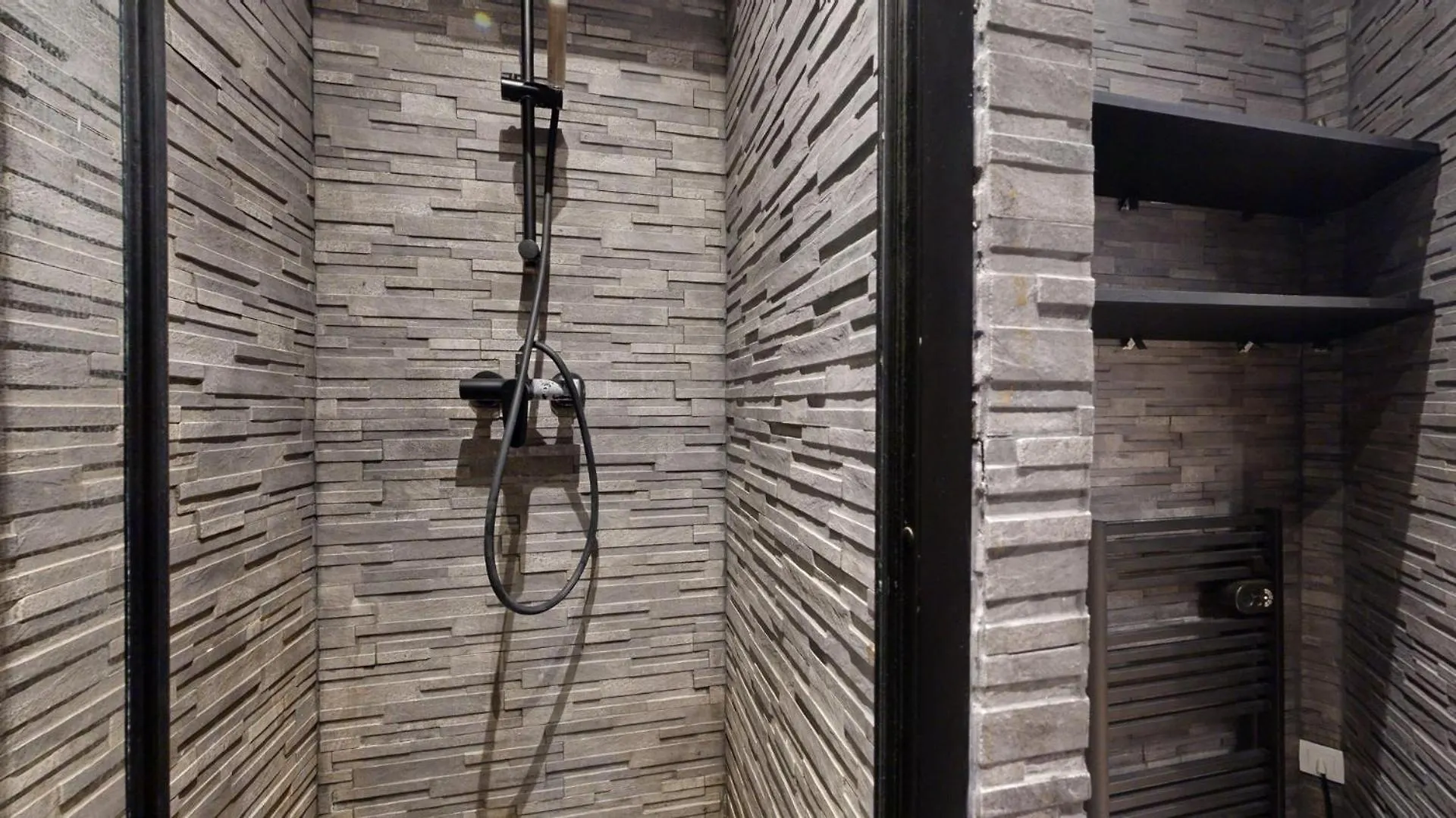 Apartment 511 Tour - Superbe A
